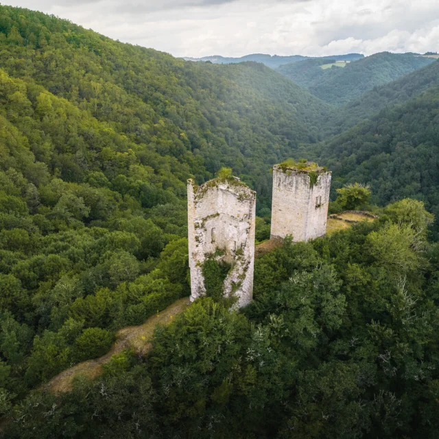 Les Tours de Carbonnières