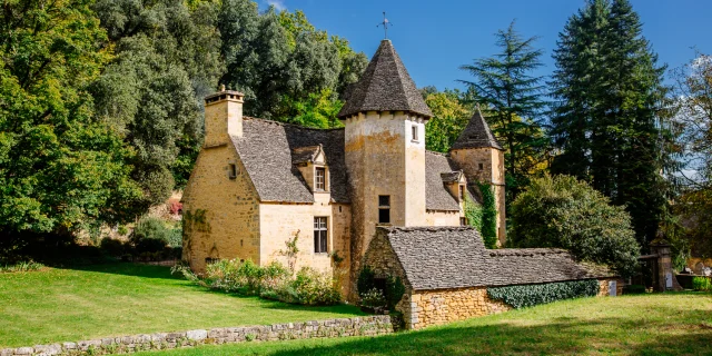 4399 Chateau De Lacypierre Les Conteurs 1