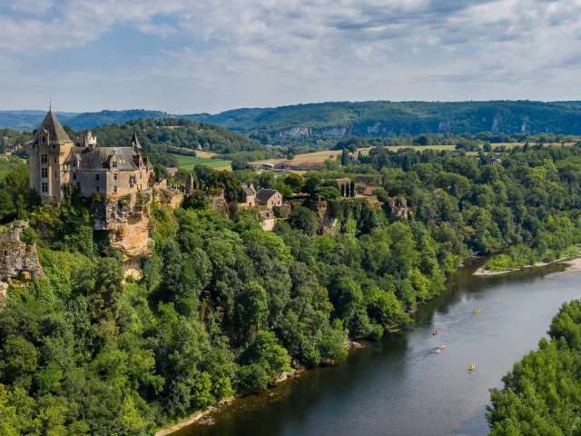 France, Dordogne (24), Périgord Noir, Vitrac, Château de Montfort, (vue aérienne)//France, Dordogne, Black Perigord, Vitrac, Castle of Monfort, (aerial view)