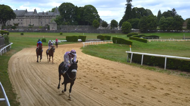 Courses Pompadour Julien Michel