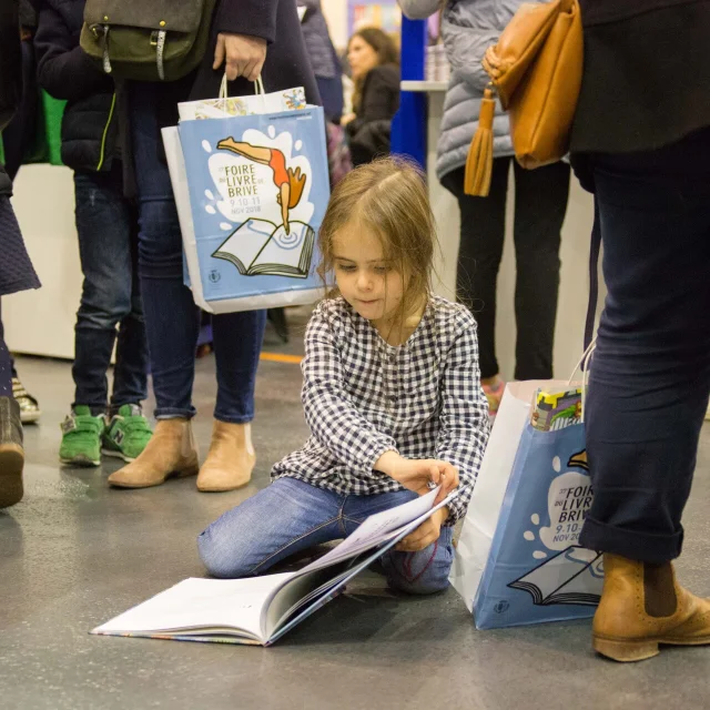 Foire Du Livre Brive Malika Turin 4521 1920px