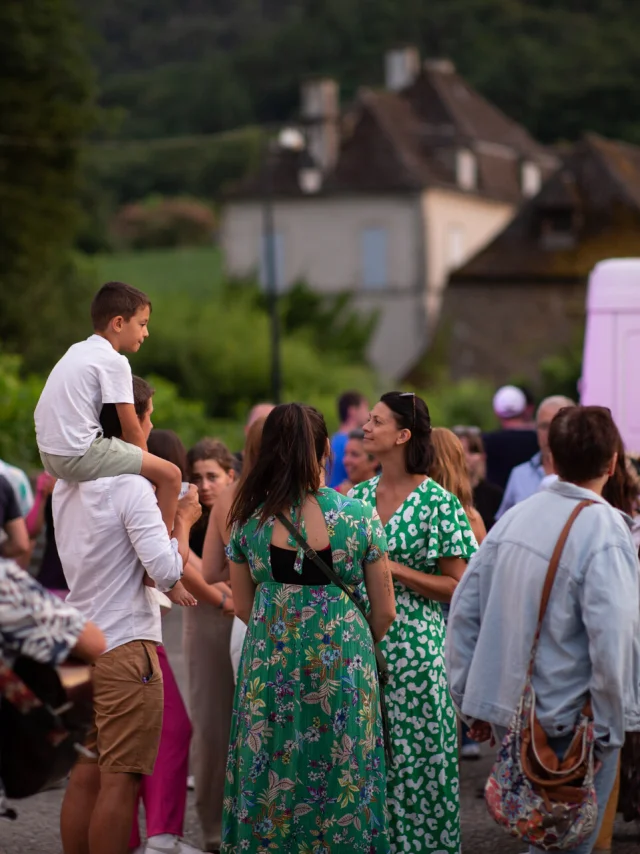 Concert Marché De Pays Monceaux Sur Dordogne