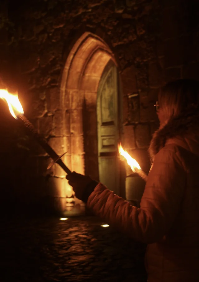 Visite aux flambeaux à Collonges