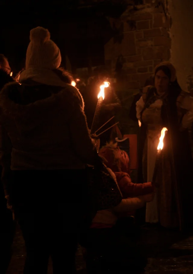 Visite guidée aux flambeaux à Collonges