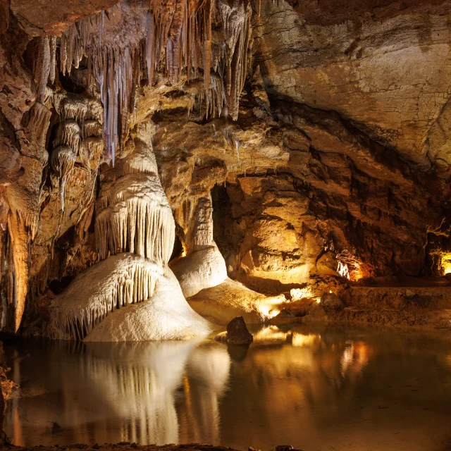 Grottes de Lacave