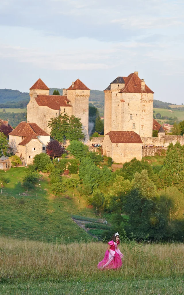 Princesse devant le village de Curemonte